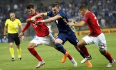 九游体育在线-欧预赛战事令人热血沸腾，攻守均衡的简单介绍