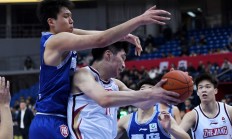 九游体育亚洲官网-青岛男篮年轻后卫崭露头角，助队取胜的简单介绍