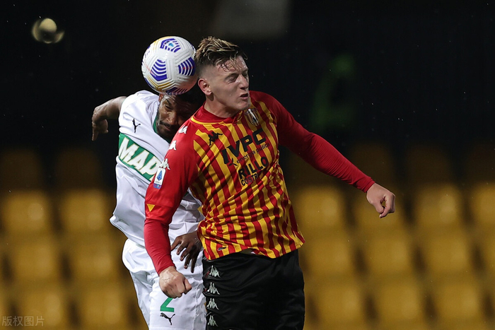 贝内文托中场球员表现出色打破僵局的简单介绍 贝内文托中场球员表现出色打破僵局的简单介绍